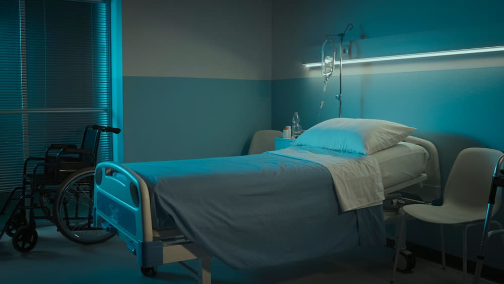 How to Maintain and Extend the Life of Your Medical Bed