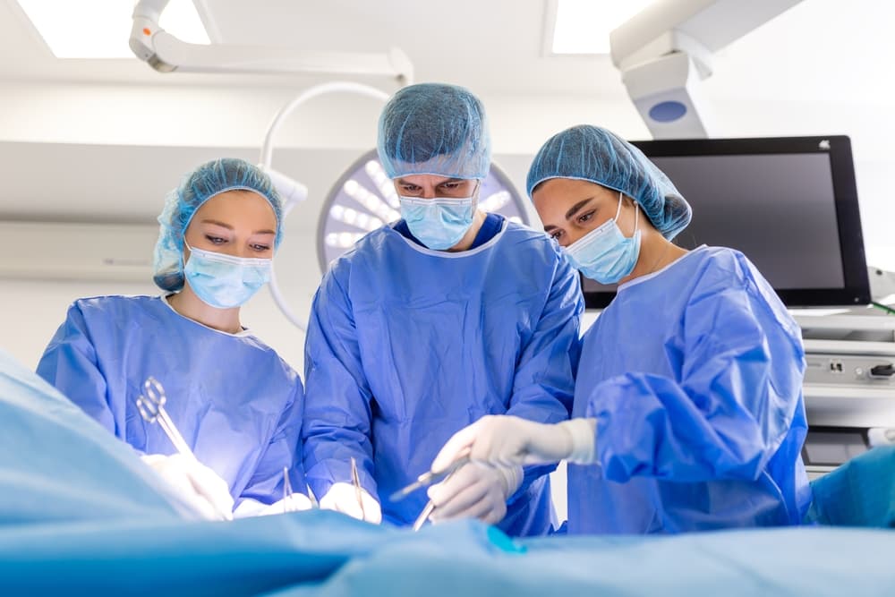Advantages And Benefits of Buying Medical Equipment Online
